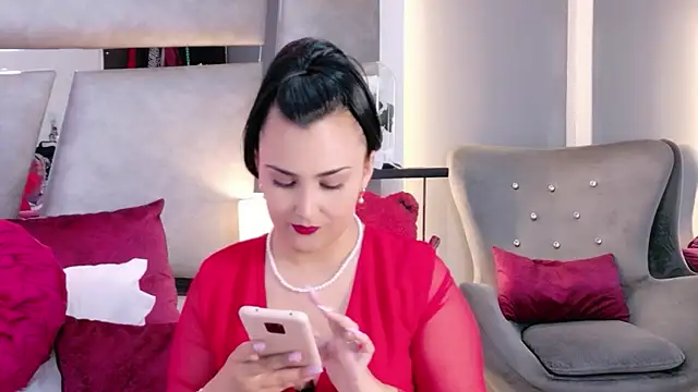 Snapshot of Evangeline_Taylorr chatting on May 30, 8:17 pm Evangeline Taylorr online show from May 30, 8:17 pm