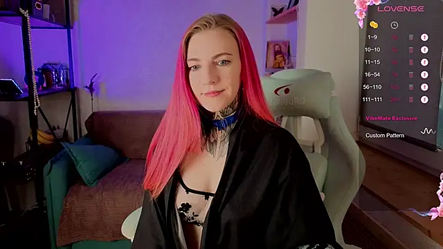 Roxy      online show from November 17, 6:30 am