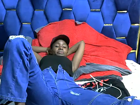 Snapshot of Kababy_love chatting on March 17, 8:40 pm Kababy love online show from March 17, 8:40 pm