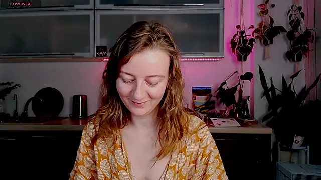 Elly Helly online show from December 14, 8:46 pm