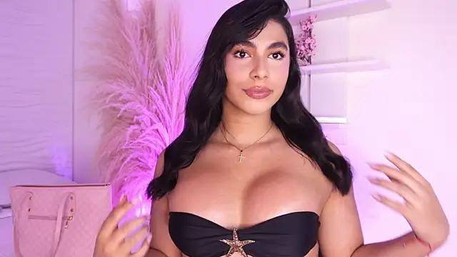 IsabelleFoxx  online show from July 10, 4:50 am