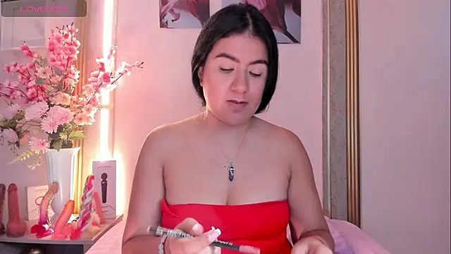 Snapshot of scarlet_fostt_ chatting on July 10, 12:41 pm scarlet fostt online show from July 10, 12:41 pm