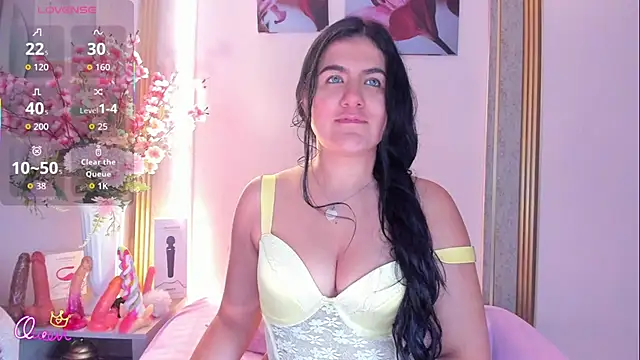 Snapshot of scarlet_fostt_ chatting on July 28, 12:48 pm scarlet fostt online show from July 28, 12:48 pm