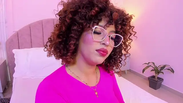 MadelaineJones online show from July 1, 12:18 pm