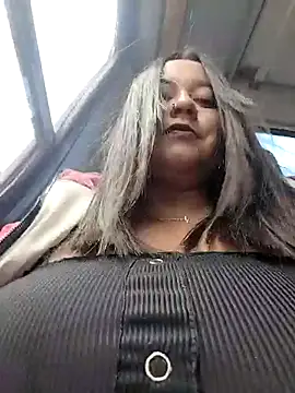 Cristal  04 online show from February 21, 6:31 pm