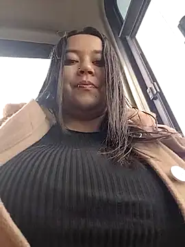 Snapshot of Cristal__04 chatting on June 18, 1:04 pm Cristal 04 online show from June 18, 1:04 pm