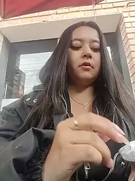 Cristal  04 online show from July 13, 5:49 pm