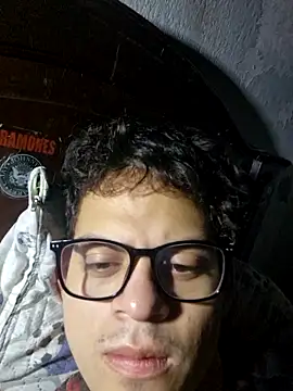 Snapshot of Josudaln2 chatting on November 12, 2:06 pm Josudaln2 online show from November 12, 2:06 pm