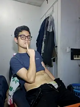 Snapshot of Josudaln2 chatting on November 29, 9:23 am Josudaln2 online show from November 29, 9:23 am