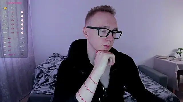 Alex silents online show from March 2, 9:31 am