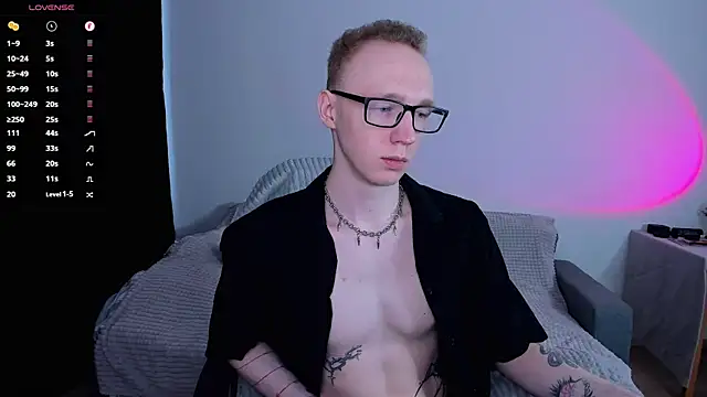 Alex silents online show from June 9, 3:23 pm