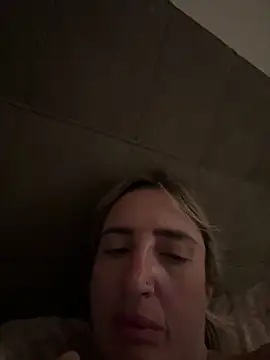 casalinga88 online show from March 17, 2:52 am