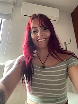 Snapshot of moon_lilith chatting on October 16, 9:38 pm moon lilith online show from October 16, 9:38 pm