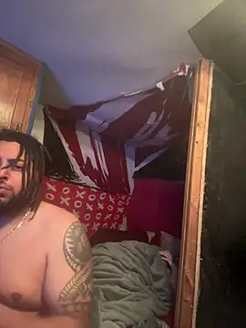 tankedqual4046 online show from March 19, 4:05 am