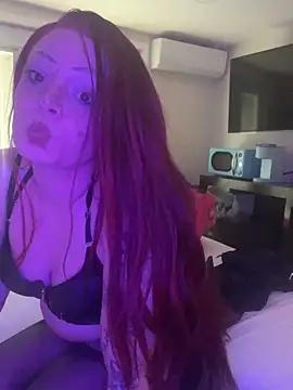 Snapshot of tatted-bitty chatting on March 13, 11:27 pm tatted-bitty online show from March 13, 11:27 pm