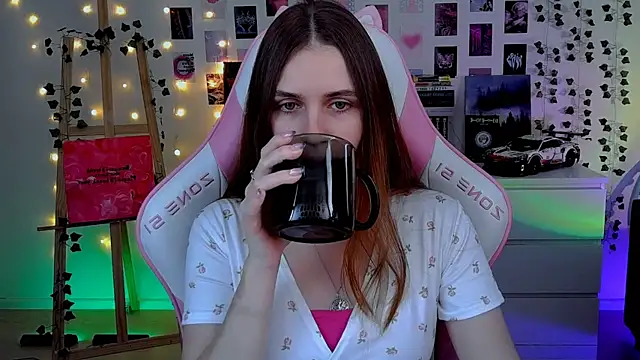 AliceCharmy online show from October 26, 5:35 am