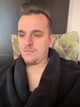 Huge cock22cm online show from April 27, 8:23 am