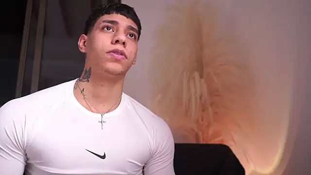 Josep Davies online show from March 10, 1:32 am