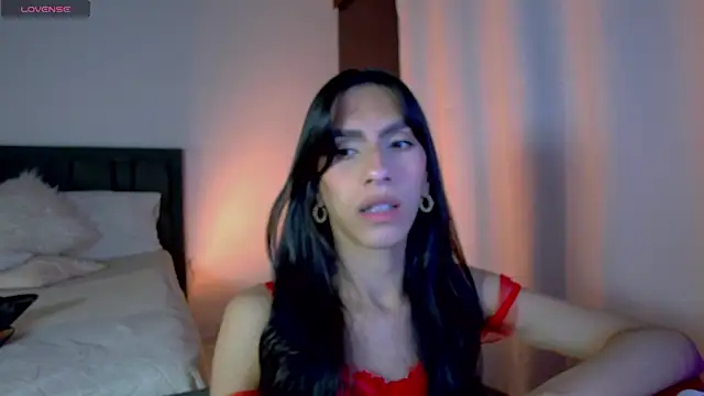 Snapshot of AlanaSofiia chatting on May 8, 3:28 pm AlanaSofiia online show from May 8, 3:28 pm
