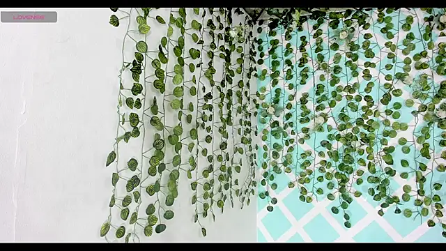 oliverhot2005 online show from November 18, 2:21 pm