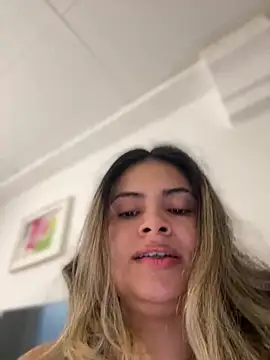 melanny10 online show from February 8, 8:20 am