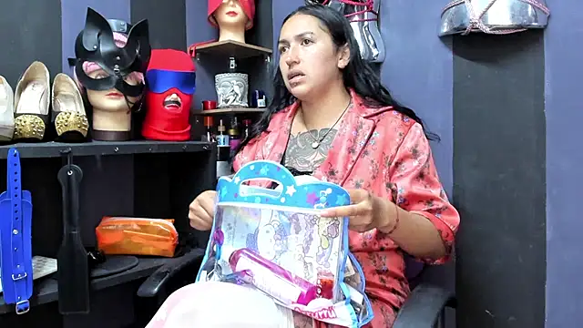 LucyStrike  online show from January 25, 2:58 am