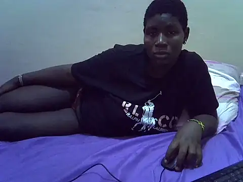 Snapshot of tasha-ashah chatting on May 12, 4:42 am tasha-ashah online show from May 12, 4:42 am