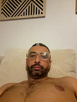 goldenhead1 online show from February 7, 3:21 am