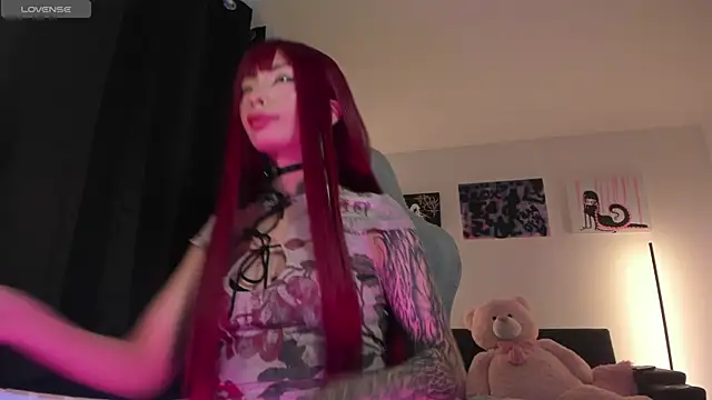 satanbabee online show from April 30, 10:58 pm