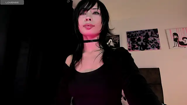satanbabee online show from July 16, 1:00 am