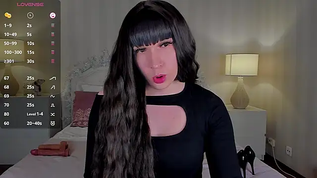 Snapshot of valeriasecret chatting on January 6, 5:41 am valeriasecret online show from January 6, 5:41 am