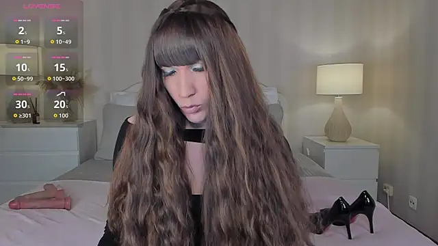 Snapshot of valeriasecret chatting on October 15, 5:18 am valeriasecret online show from October 15, 5:18 am