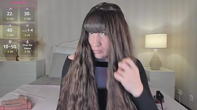 Snapshot of valeriasecret chatting on October 24, 5:37 am valeriasecret online show from October 24, 5:37 am