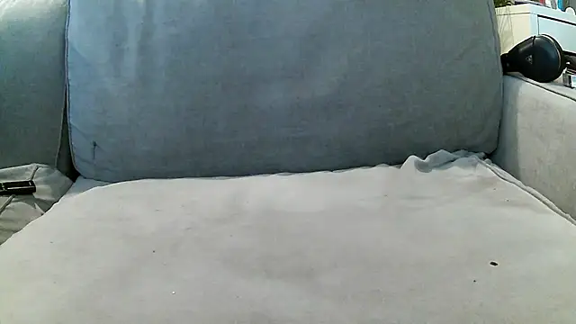 Snapshot of jeunesexi chatting on March 19, 7:29 pm jeunesexi online show from March 19, 7:29 pm