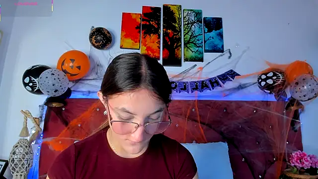 Ruth harvey  online show from October 23, 1:10 pm