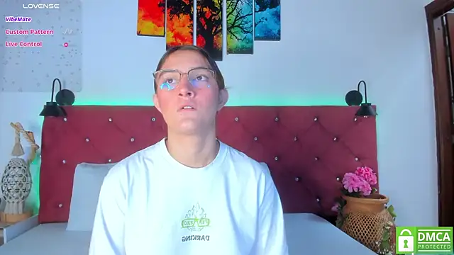 Ruth harvey  online show from November 9, 1:53 pm