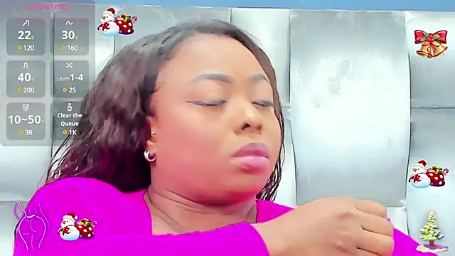 Snapshot of CamilaBenitez chatting on January 14, 2:29 am CamilaBenitez online show from January 14, 2:29 am