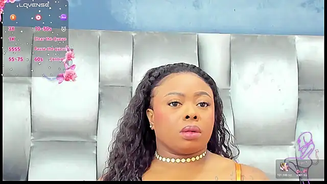 Snapshot of CamilaBenitez chatting on November 25, 12:54 am CamilaBenitez online show from November 25, 12:54 am