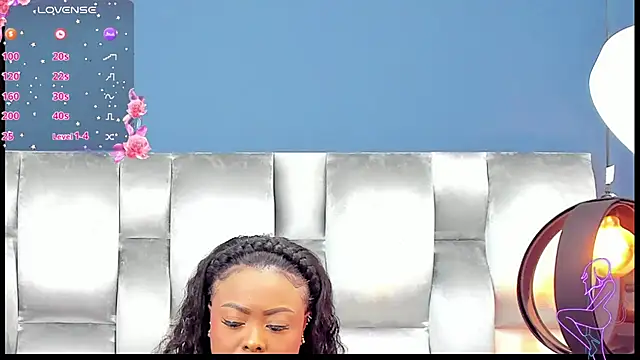 Snapshot of CamilaBenitez chatting on November 30, 1:31 am CamilaBenitez online show from November 30, 1:31 am