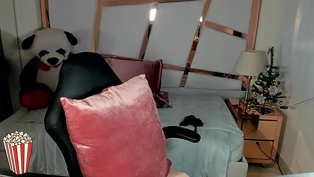 Snapshot of lizzy_jooss chatting on November 28, 3:20 am lizzy jooss online show from November 28, 3:20 am