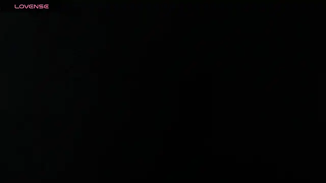 Snapshot of Scarlett-Bonnet chatting on June 4, 7:31 pm Scarlett-Bonnet online show from June 4, 7:31 pm