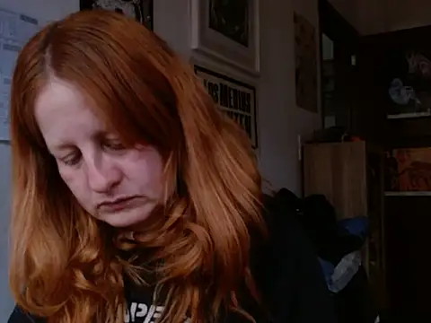 Snapshot of ViioletaMora chatting on May 14, 8:37 pm ViioletaMora online show from May 14, 8:37 pm
