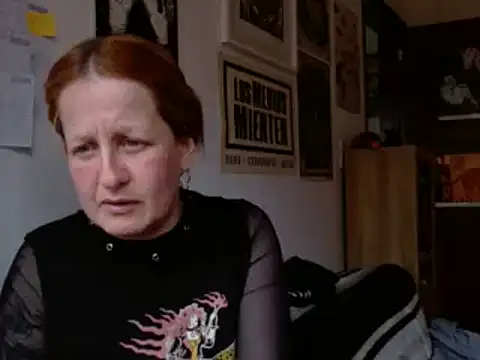 Snapshot of ViioletaMora chatting on May 28, 6:38 pm ViioletaMora online show from May 28, 6:38 pm
