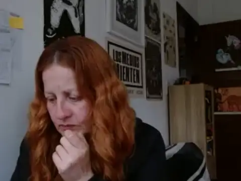 Snapshot of ViioletaMora chatting on June 1, 9:38 pm ViioletaMora online show from June 1, 9:38 pm