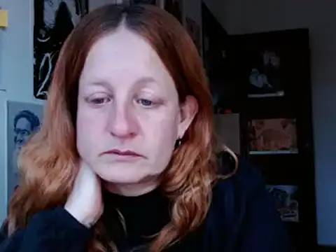 Snapshot of ViioletaMora chatting on June 23, 10:52 pm ViioletaMora online show from June 23, 10:52 pm