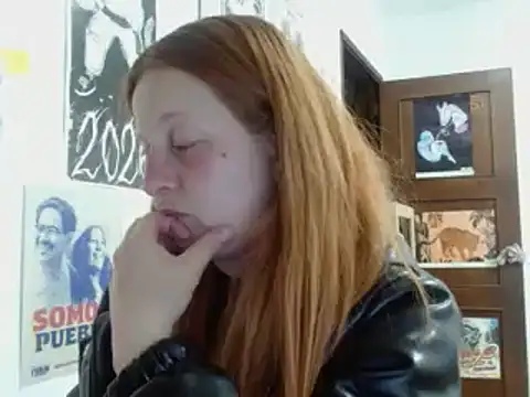 Snapshot of ViioletaMora chatting on July 8, 2:49 am ViioletaMora online show from July 8, 2:49 am