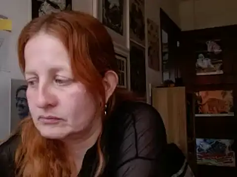 Snapshot of ViioletaMora chatting on July 10, 10:23 pm ViioletaMora online show from July 10, 10:23 pm