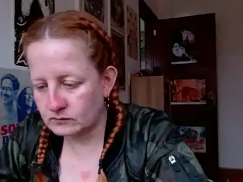 Snapshot of ViioletaMora chatting on July 22, 7:27 pm ViioletaMora online show from July 22, 7:27 pm