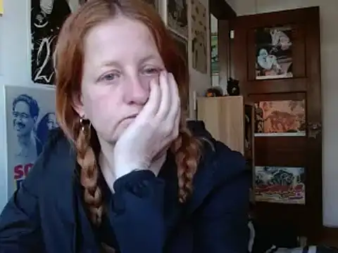 Snapshot of ViioletaMora chatting on July 28, 10:09 pm ViioletaMora online show from July 28, 10:09 pm