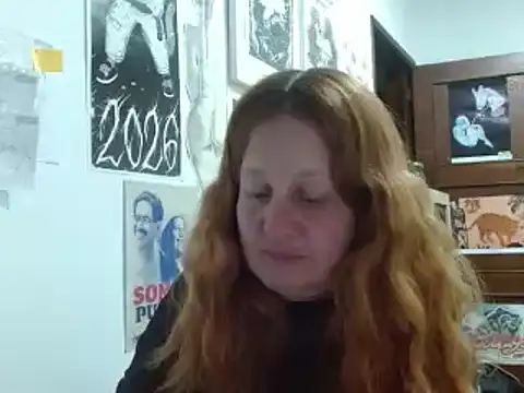 Snapshot of ViioletaMora chatting on August 3, 2:21 am ViioletaMora online show from August 3, 2:21 am